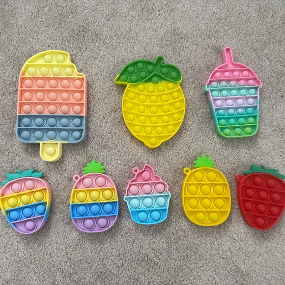 POP IT Fidget Toy Bundle - Picture 2 of 5